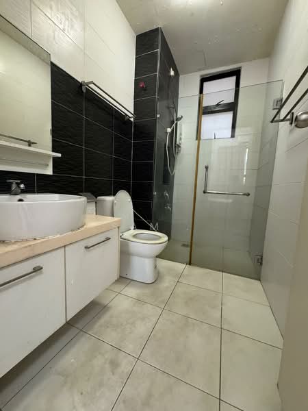 Service Residence for Sale at The Platino Serviced Apartment - Sam . - Bathroom - PropertyGuru.com.my
