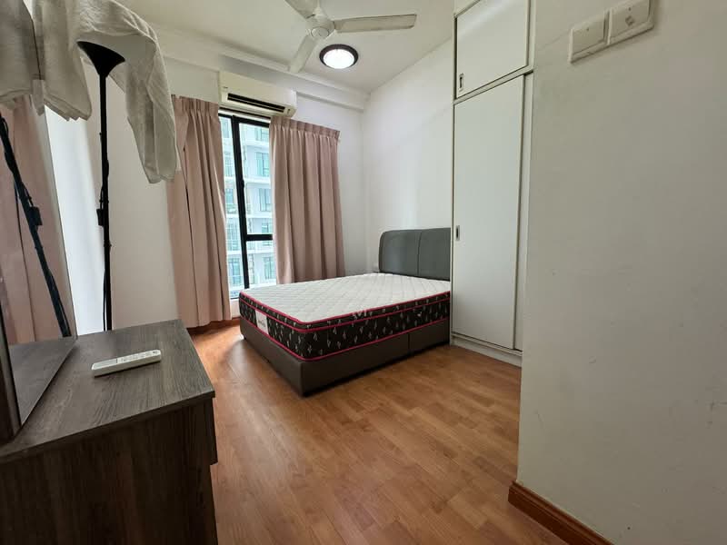Service Residence for Sale at The Platino Serviced Apartment - Sam . - Bedroom - PropertyGuru.com.my