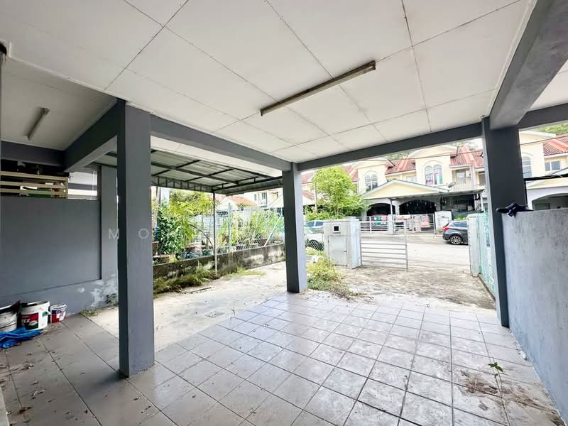 2-storey Terraced House for Sale in Sepang (Selangor) - Mohd Mortadza Ahmad - Exterior - PropertyGuru.com.my