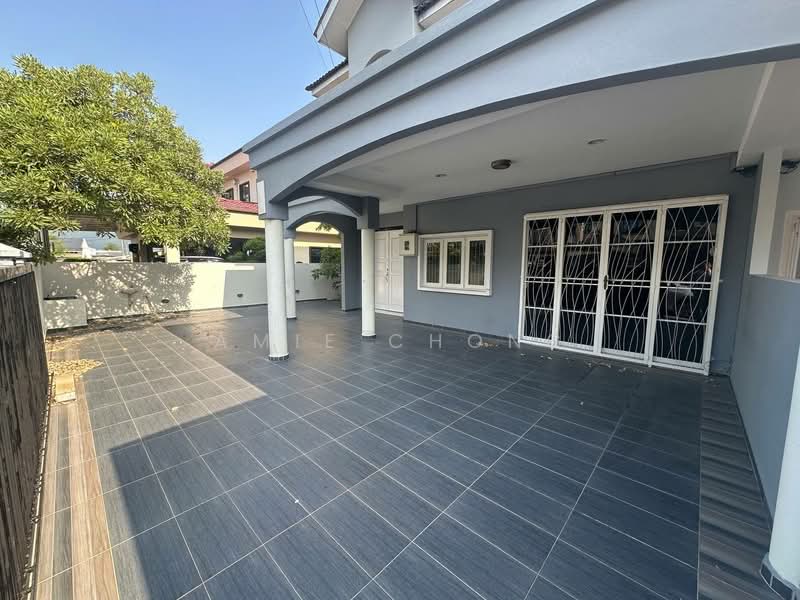 Jalan Kuala Kangsar Double Storey Semi D Fully Renovated & Extended For Sale untuk Untuk Dijual - RM 800,000, Mac 2026 - Exterior - PropertyGuru.com.my