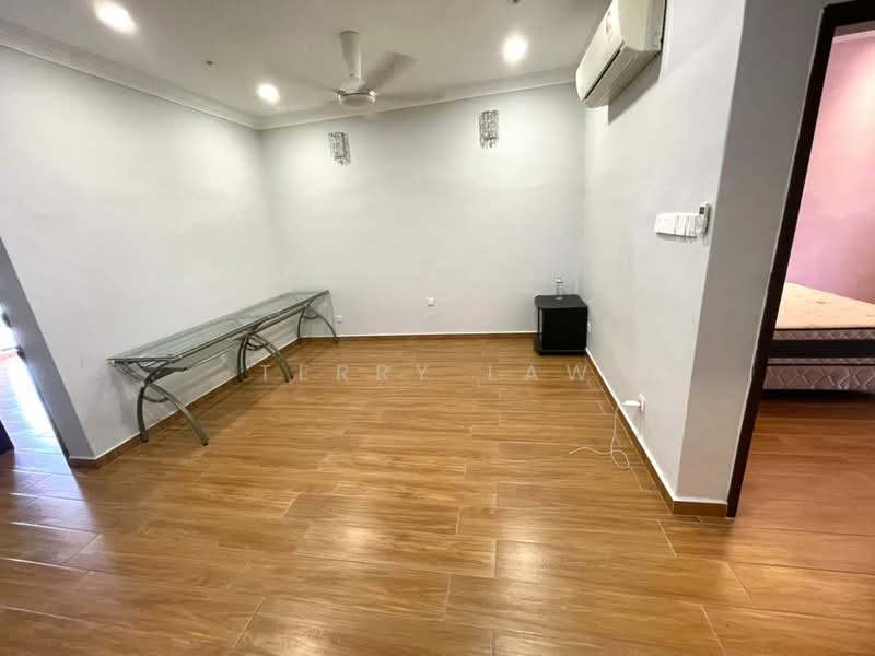 3-storey Terraced House for Rent in Taman Esplanad (Bukit Jalil) - Terry Law - Interior - PropertyGuru.com.my