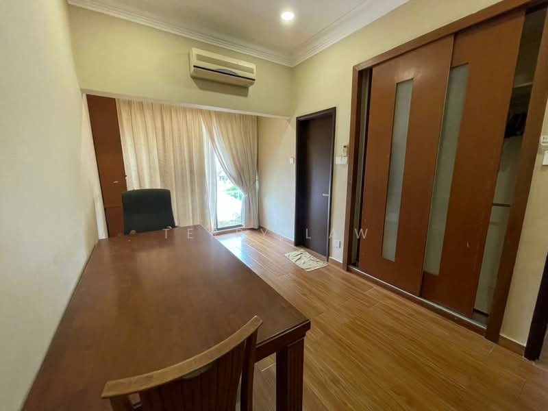 3-storey Terraced House for Rent in Taman Esplanad (Bukit Jalil) - Terry Law - Study - PropertyGuru.com.my