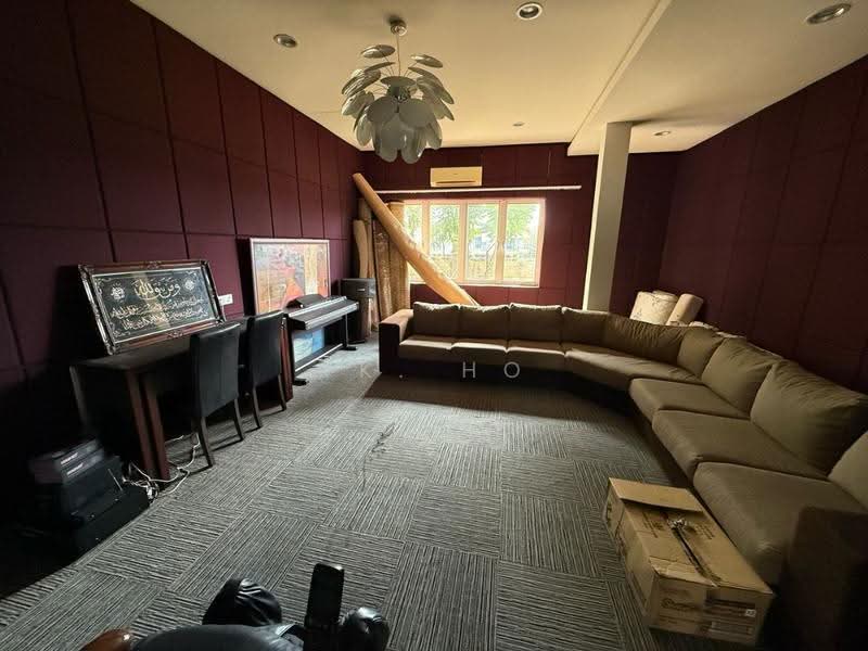 Rumah Banglo untuk Dijual di Ampang Jaya (Ampang) - YK. Ho - Living Room - PropertyGuru.com.my