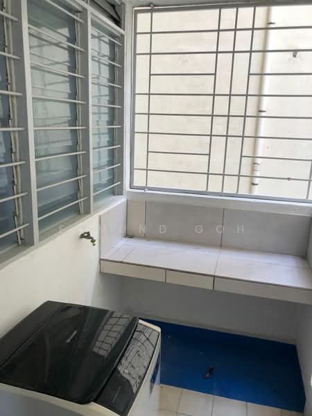 South City (Perdana Selatan) Block C untuk Untuk Disewa - RM 1,200 /bulan, Mac 2026 - Balcony - PropertyGuru.com.my