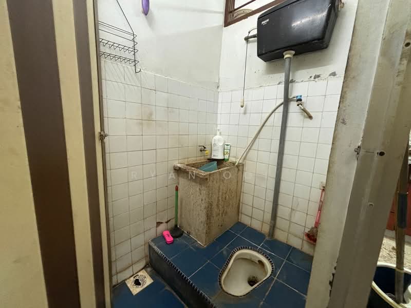 2-storey Terraced House for Sale in Taman Sri Abadi (Alor Setar) - Ryan Ooi - Bathroom - PropertyGuru.com.my