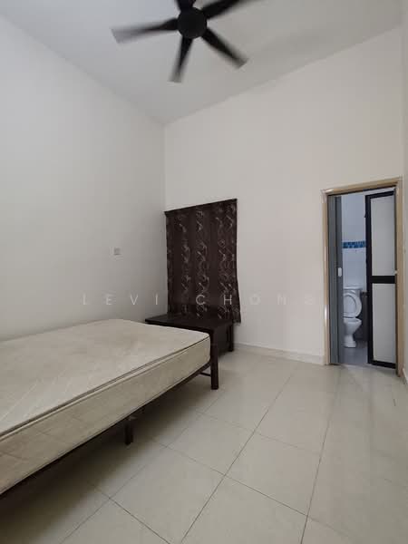 2.5-storey Terraced House for Sale in Panorama Lapangan Perdana (Ipoh) - Levi Chong - Bedroom - PropertyGuru.com.my