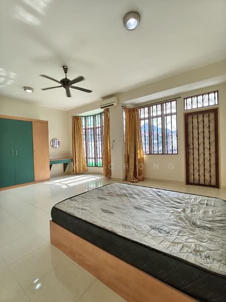 2.5-storey Terraced House for Sale in Panorama Lapangan Perdana (Ipoh) - Levi Chong - Bedroom - PropertyGuru.com.my