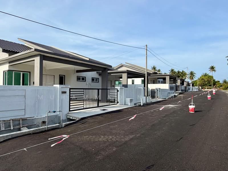 Semi-Detached House for Sale in Kampung Titian Berayung (Kijal) - Muhammad Najmi - Exterior - PropertyGuru.com.my