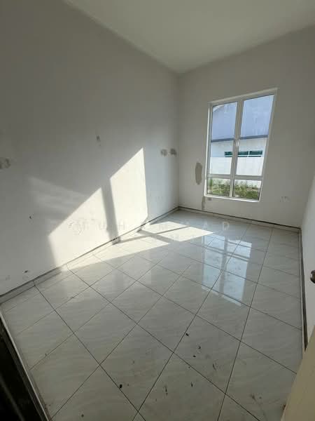 Semi-Detached House for Sale in Kampung Titian Berayung (Kijal) - Muhammad Najmi - Interior - PropertyGuru.com.my