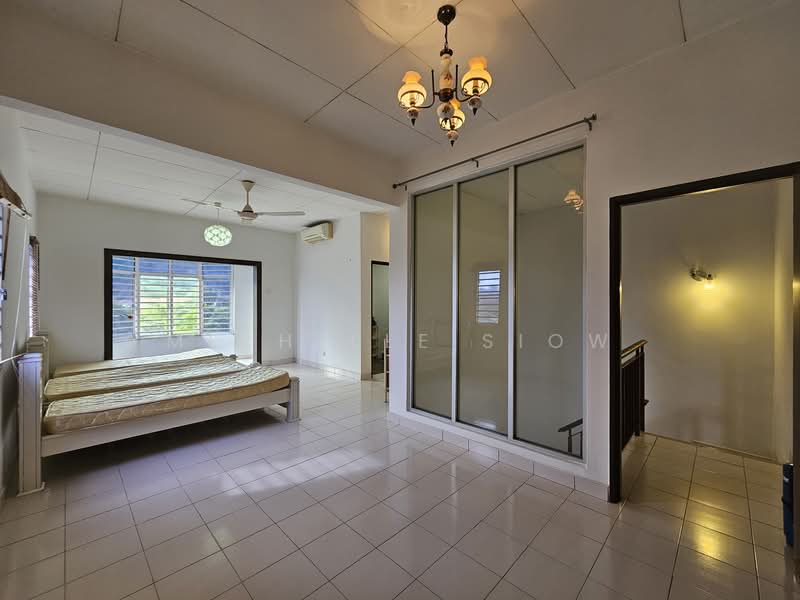 3-storey Terraced House for Sale in Cheras (Selangor) - Michelle Siow - Bedroom - PropertyGuru.com.my