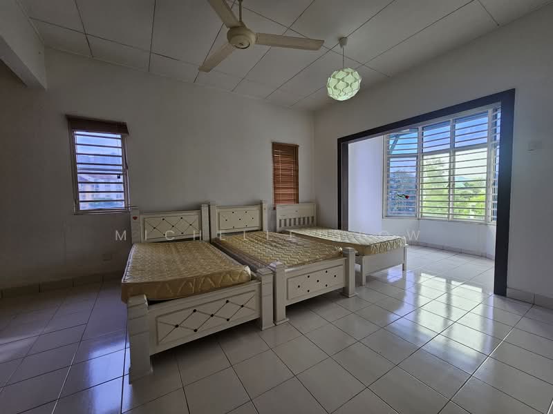 3-storey Terraced House for Sale in Cheras (Selangor) - Michelle Siow - Bedroom - PropertyGuru.com.my