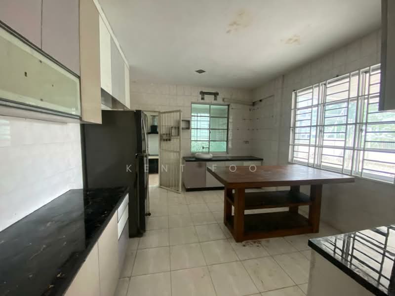 Semi-Detached House for Sale in Kuching (Sarawak) - Kent Foo - Kitchen - PropertyGuru.com.my