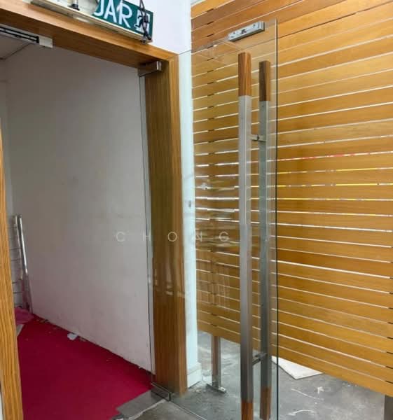 Warehouse for Rent in Taman Perindustrian Taming Jaya (Balakong) - Chong . - Entrance - PropertyGuru.com.my