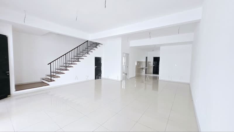 2-storey Terraced House for Sale in Semenyih (Selangor) - Nor Azdlin Adnan - Living Room - PropertyGuru.com.my