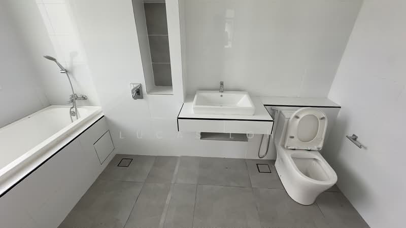 Norton Garden Bungalow @ Eco Grandeur untuk Untuk Disewa - RM 4,000 /bulan, Mac 2026 - Bathroom - PropertyGuru.com.my