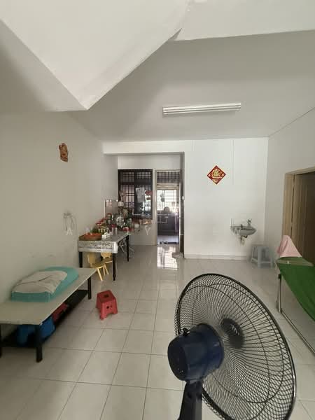 2-storey Terraced House for Sale in Taman Desa Tebrau (Tebrau) - Annly Liew - Living Room - PropertyGuru.com.my