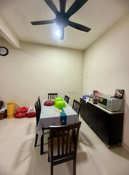 Rumah Teres 2 Tingkat untuk Dijual di Bandar Dato Onn (Tebrau) - Joyen Pun - Dining Room - PropertyGuru.com.my