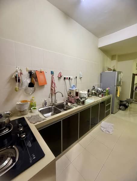 Rumah Teres 2 Tingkat untuk Dijual di Bandar Dato Onn (Tebrau) - Joyen Pun - Kitchen - PropertyGuru.com.my