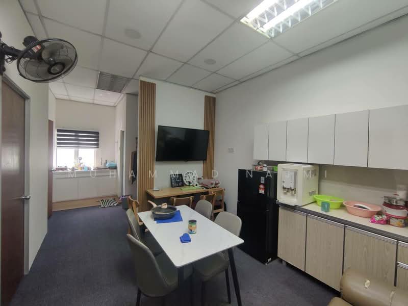 Shop for Sale in Kemaman (Terengganu) - Muhammad Najmi - Kitchen - PropertyGuru.com.my