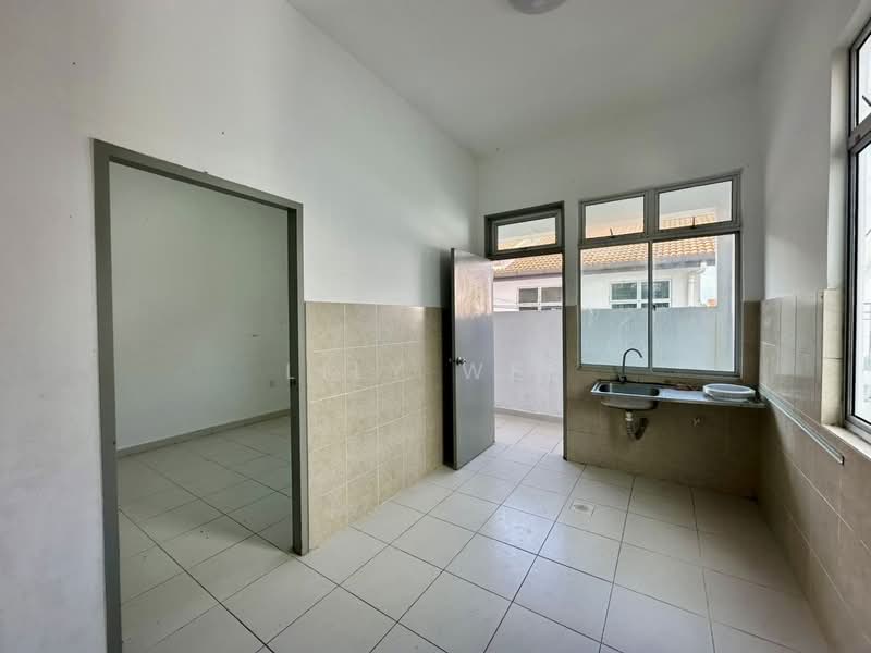 2.5-storey Terraced House for Sale in Taman Pulai Mutiara (Iskandar Puteri (Nusajaya)) - Lily Wee - Kitchen - PropertyGuru.com.my