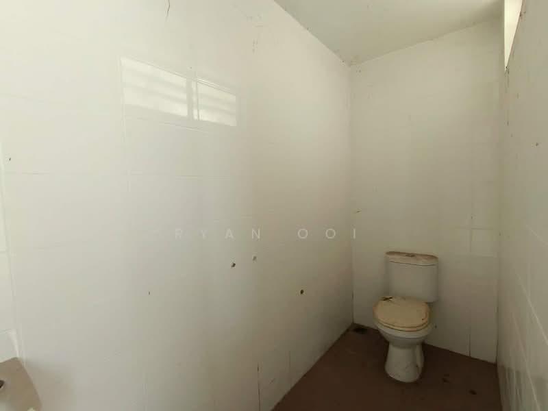 2-storey Terraced House for Sale in Taman Desa Seraya (Alor Setar) - Ryan Ooi - Bathroom - PropertyGuru.com.my