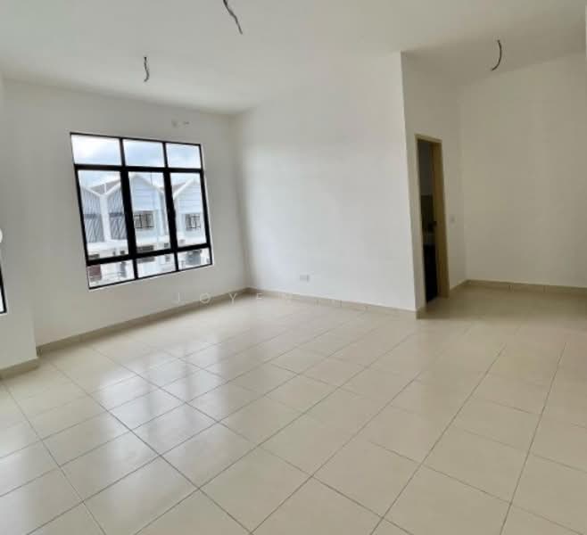 2-storey Terraced House for Sale in Bandar Bistari Perdana (Pasir Gudang) - Joyen Pun - Living Room - PropertyGuru.com.my