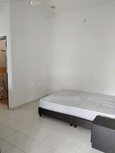 1-storey Terraced House for Sale in Taman JP Perdana (Johor Bahru) - Jeff Lee - Bedroom - PropertyGuru.com.my