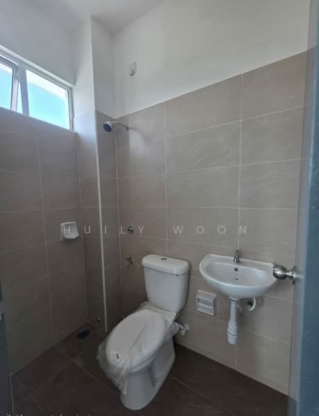 2-storey Terraced House for Sale in Bandar Dato Onn (Tebrau) - Huily Woon - Bathroom - PropertyGuru.com.my