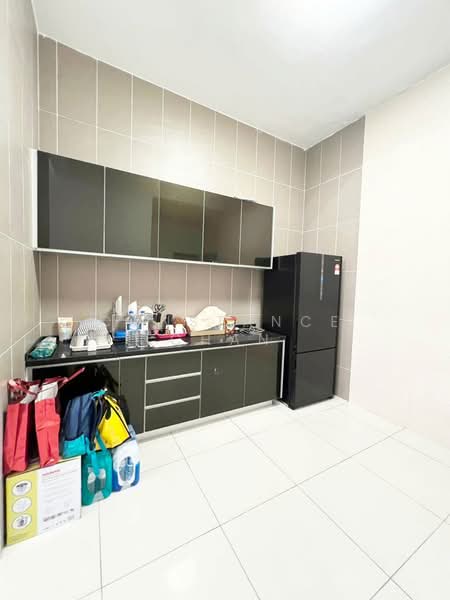 For Sale - Taman Kempas Utama