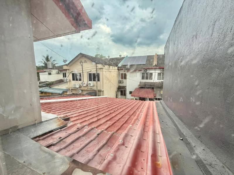 Double Storey Terrace Bangi Seksyen 4 untuk Untuk Dijual - RM 490,000, Mac 2026 - Exterior - PropertyGuru.com.my