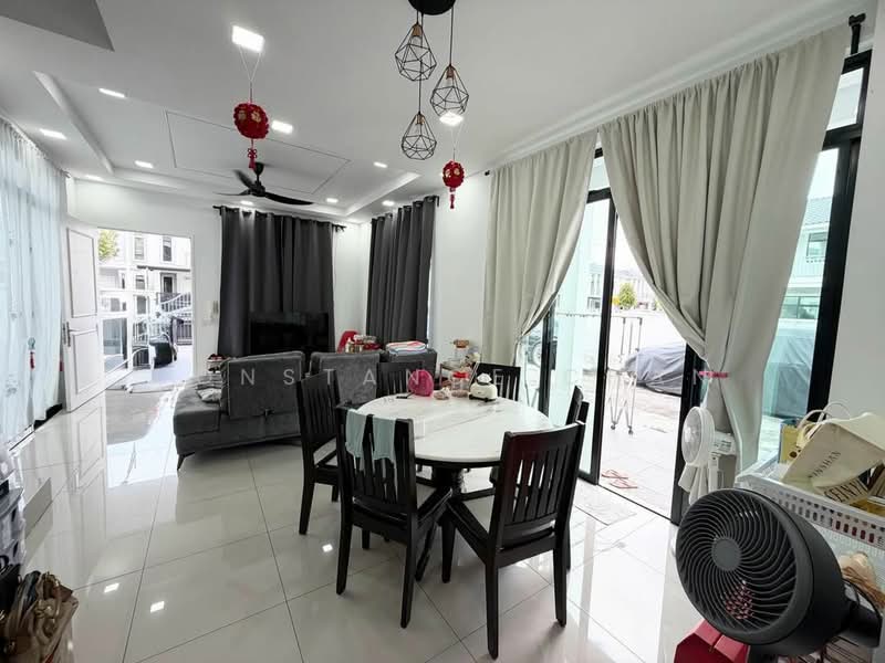 Terraced House for Sale in Kota Masai (Pasir Gudang) - Constance Chan - Living Room - PropertyGuru.com.my