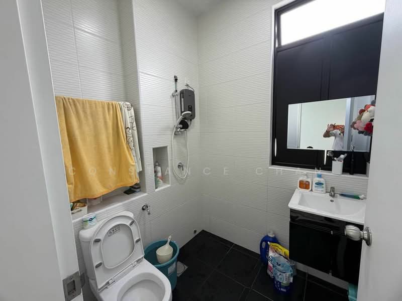 Terraced House for Sale in Kota Masai (Pasir Gudang) - Constance Chan - Bathroom - PropertyGuru.com.my