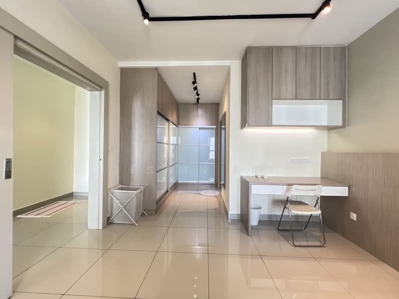 Service Residence for Sale at Avantas Residences - Jesnin Kee - Master Bedroom - PropertyGuru.com.my