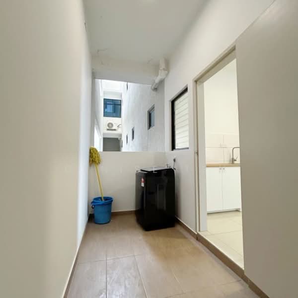 Waterside Residence untuk Untuk Disewa - RM 4,000 /bulan, Mac 2026 - Interior - PropertyGuru.com.my