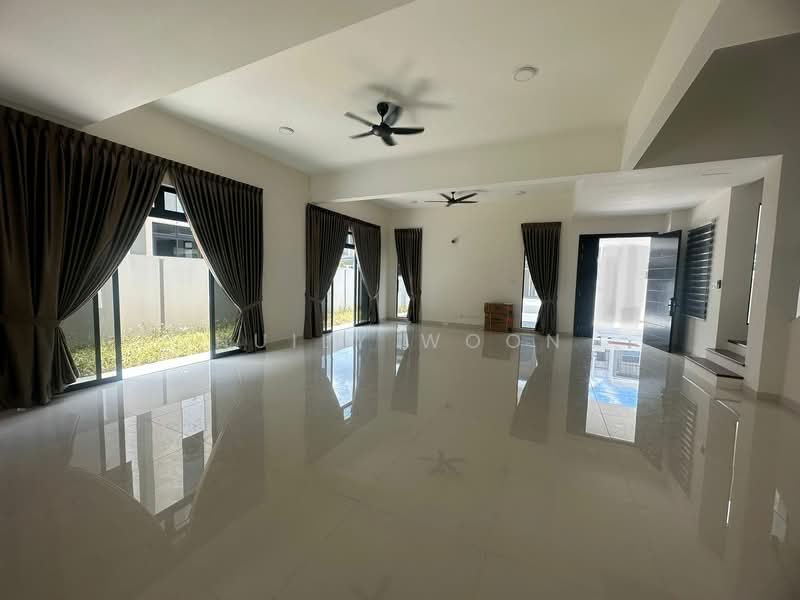 Danga Sutera untuk Untuk Disewa - RM 4,500 /bulan, Apr 2026 - Living Room - PropertyGuru.com.my