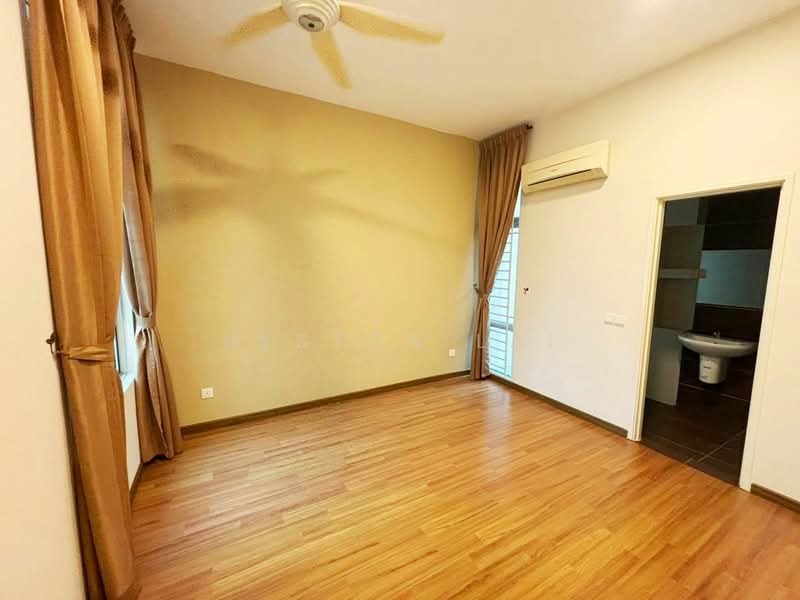 Semi-Detached House for Rent in Nusa Duta (Iskandar Puteri (Nusajaya)) - Heston Lai - Bathroom - PropertyGuru.com.my