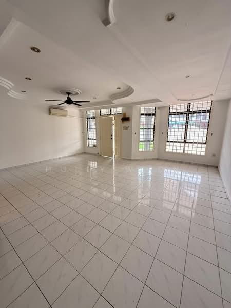 Taman Desa Cemerlang untuk Untuk Dijual - RM 650,000, Mac 2026 - Living Room - PropertyGuru.com.my