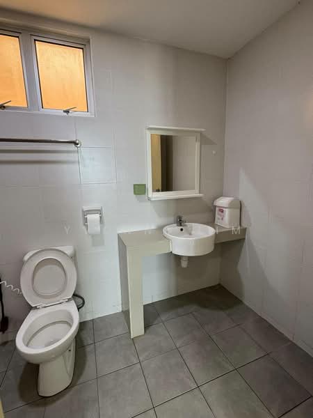 Service Residence for Sale at Austin Suites (Permata Austin) - Yvonne Lim - Bathroom - PropertyGuru.com.my