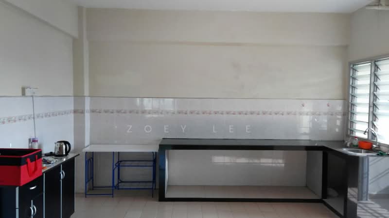 Apartment for Sale at Kipark Apartment - Zoey Lee - Kitchen - PropertyGuru.com.my