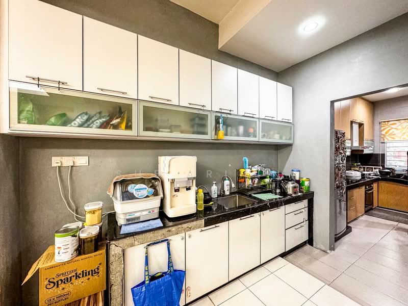 Terraced House for Sale in Puchong (Selangor) - Sue Arifin - Kitchen - PropertyGuru.com.my