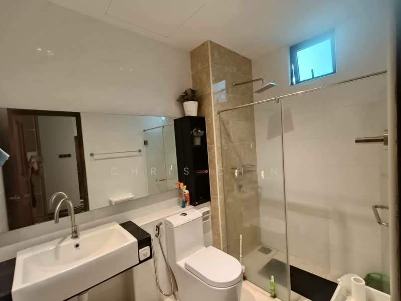 Service Residence for Sale at D'Summit Residences - Chris Chin - Bathroom - PropertyGuru.com.my