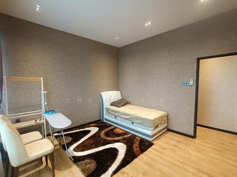 Service Residence for Sale at D'Summit Residences - Chris Chin - Bedroom - PropertyGuru.com.my