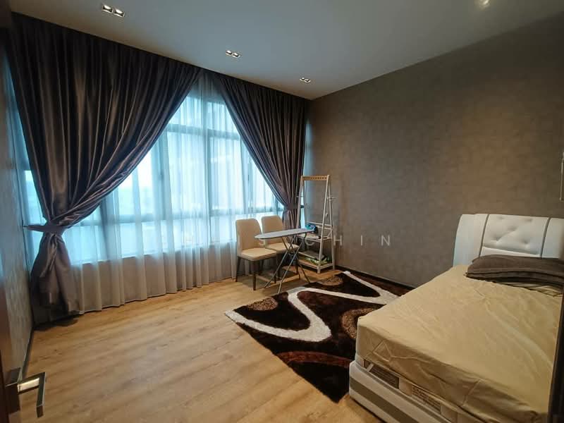 Service Residence for Sale at D'Summit Residences - Chris Chin - Bedroom - PropertyGuru.com.my