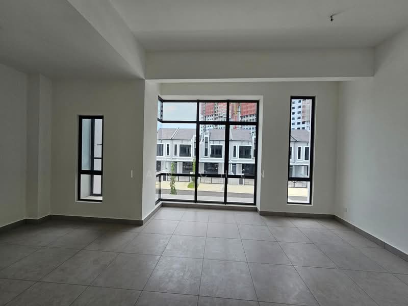 2-storey Terraced House for Sale in Taman Mount Austin (Tebrau) - Ian Chen - PropertyGuru.com.my