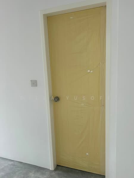 1-storey Terraced House for Sale in Iringan Bayu (Seremban) - DILLA YUSOFF - PropertyGuru.com.my