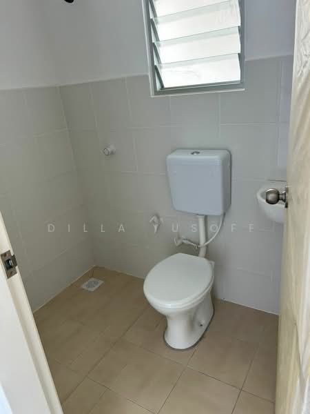 1-storey Terraced House for Sale in Iringan Bayu (Seremban) - DILLA YUSOFF - PropertyGuru.com.my