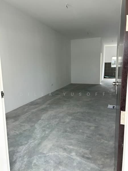 1-storey Terraced House for Sale in Iringan Bayu (Seremban) - DILLA YUSOFF - PropertyGuru.com.my