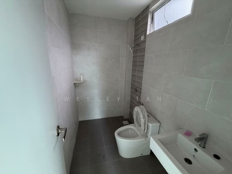 2.5-storey Terraced House for Sale in Taman Merak Mas (Bukit Katil) - Wesley Tan - Bathroom - PropertyGuru.com.my