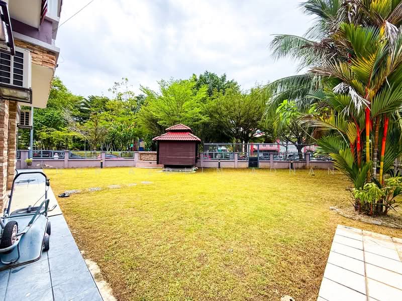3-storey Terraced House for Sale in Sentosa Villa (Kajang) - Nor Azdlin Adnan - Garden - PropertyGuru.com.my