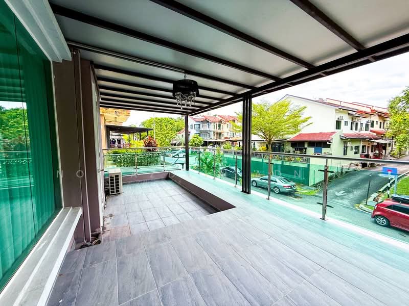 3-storey Terraced House for Sale in Sentosa Villa (Kajang) - Nor Azdlin Adnan - Balcony - PropertyGuru.com.my